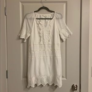XS Carlson White Dress